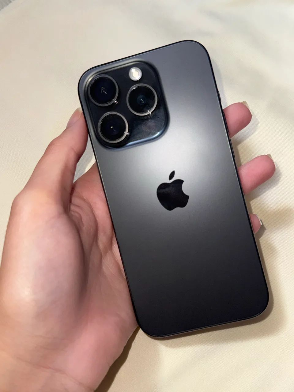 IPHONE 15 PRO - Foto 3