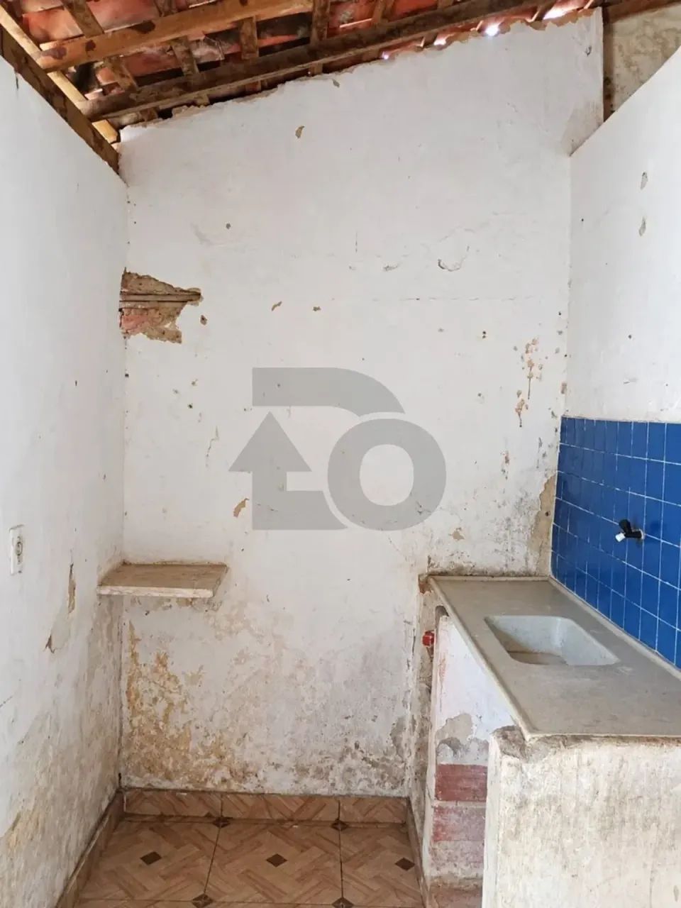 Casa no Bairro Santa Maria com 2 Quartos e Quintal - 72m²