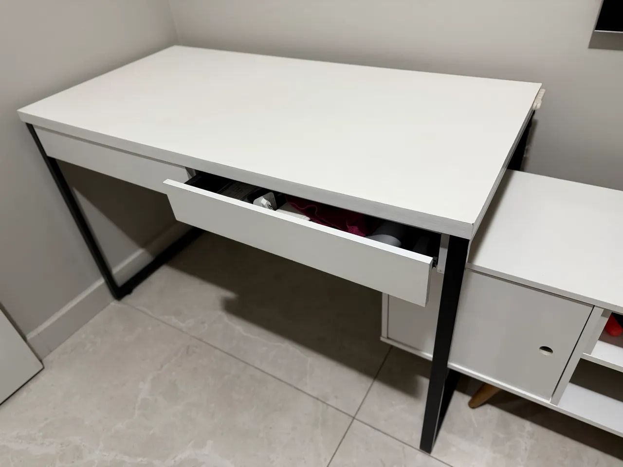Escrivaninha  - Foto 2