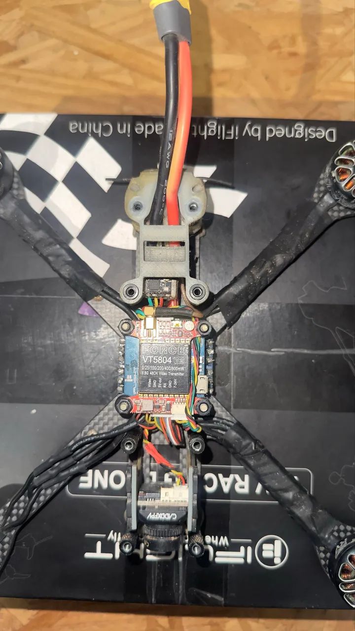 Drone FPV 4S + Bateria 