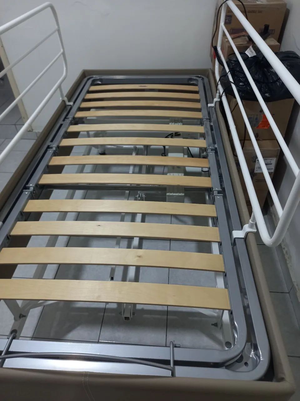 Cama hospitalar elétrica  - Foto 5