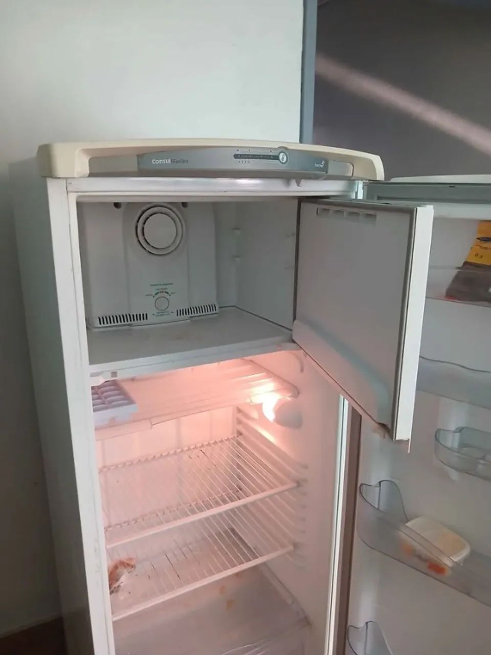 Vendo Geladeira Consul - Foto 4