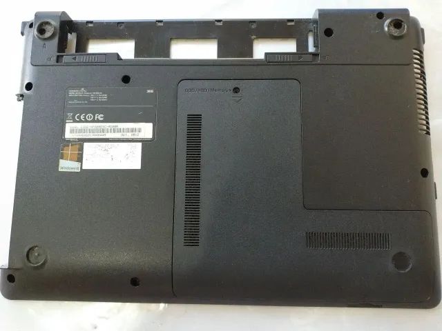 Tampa Inferior Notebook Samsung NP300E4C