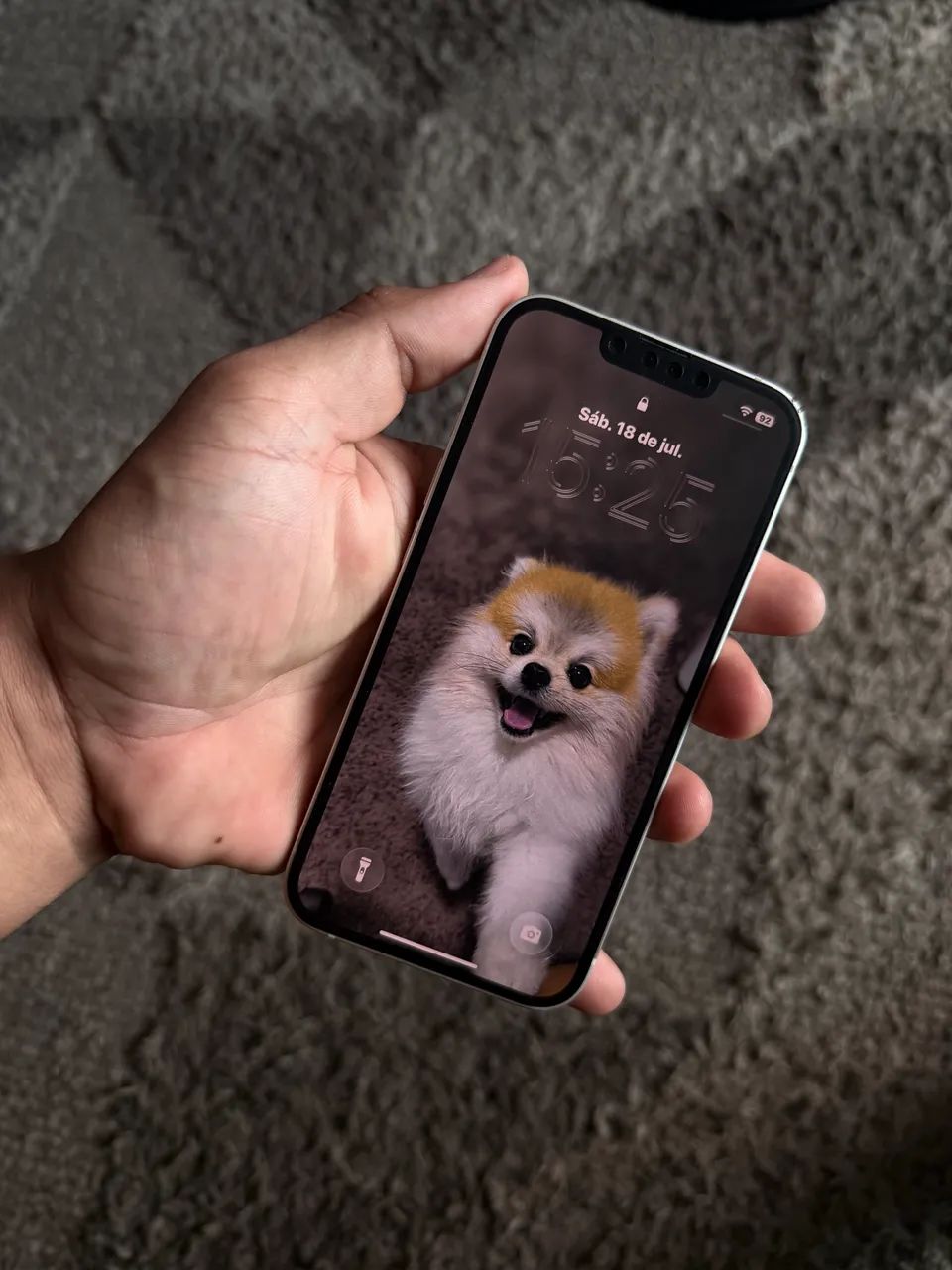 iPhone 14.