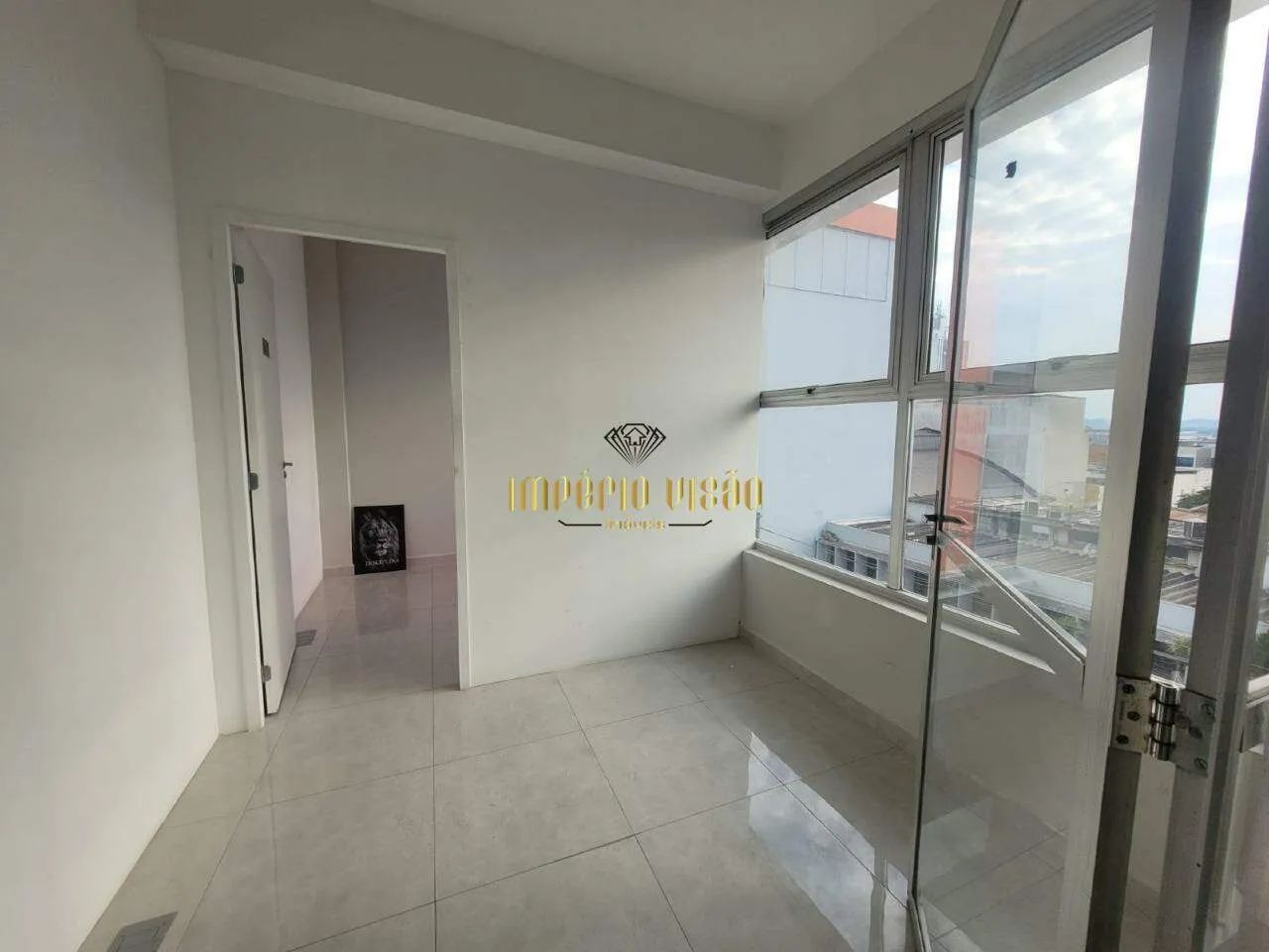 Sala de 62m² para Aluguel no Edifico Ângela Martins com elevador no Centro de Suzano-SP - Foto 3