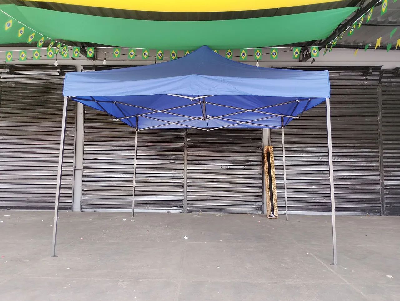 Tenda Articulada Nova na Caixa Lacrada  - Foto 2