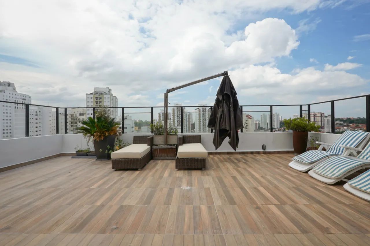 Apartamento para venda em Vila Sofia com 3 quartos, sendo 1 suíte, 228m²