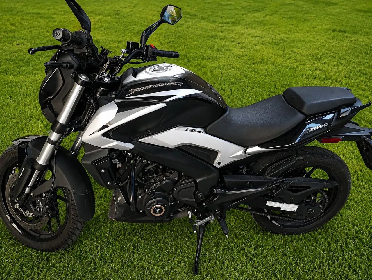 Bajaj Dominar 250  - Foto 3