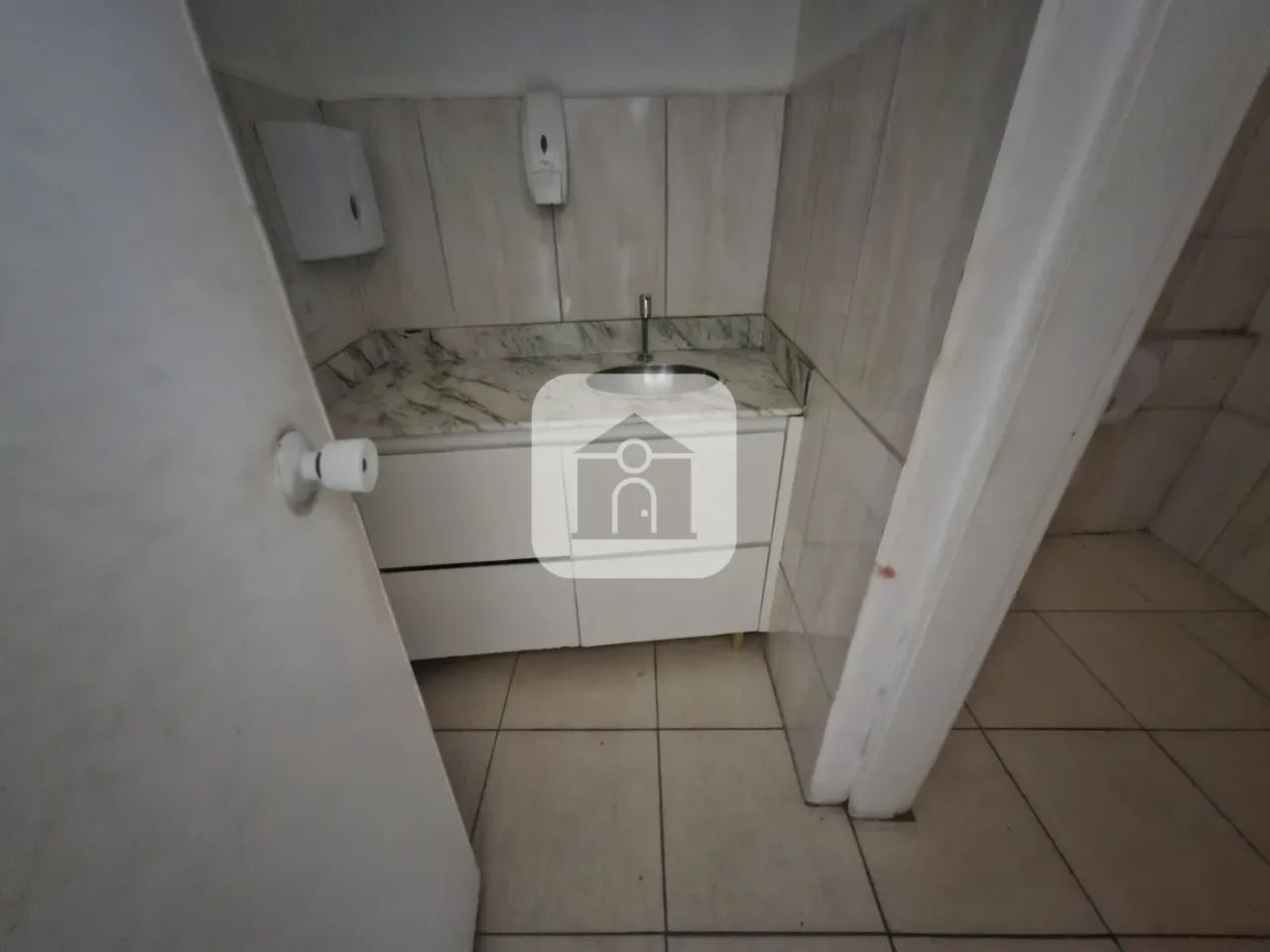 Loja para locação no bairro Saraiva - Foto 3