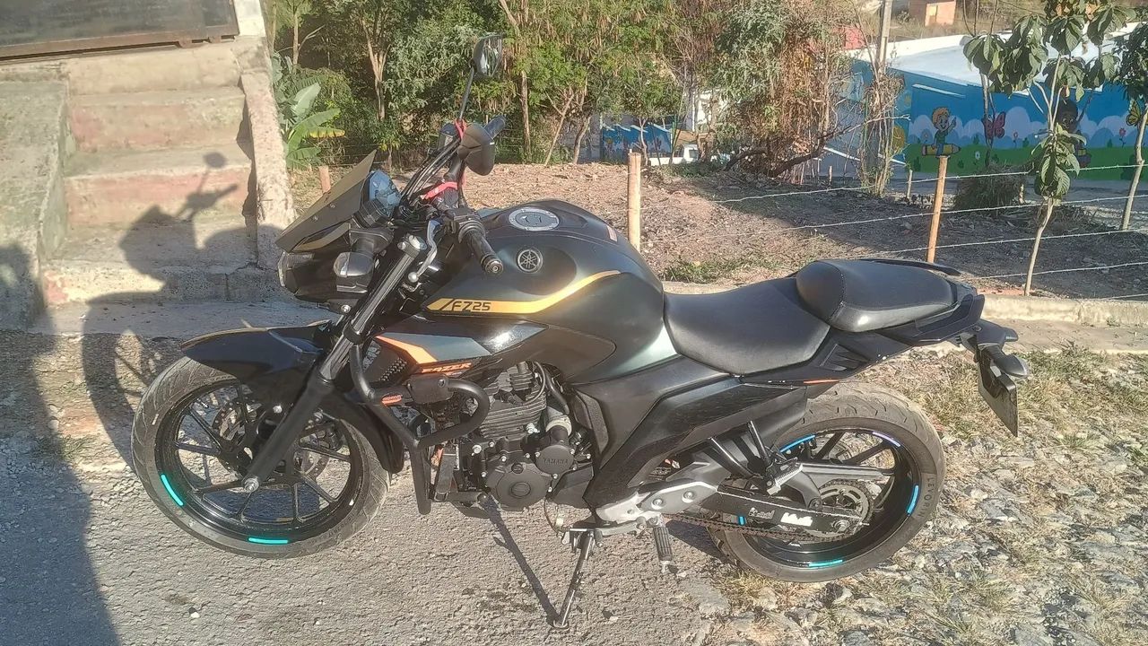 FZ25 funcionando 