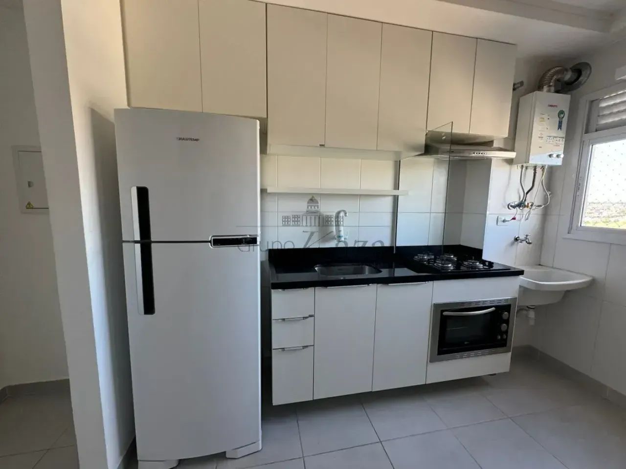 Imóvel para aluguel com 32 metros quadrados com 1 quarto