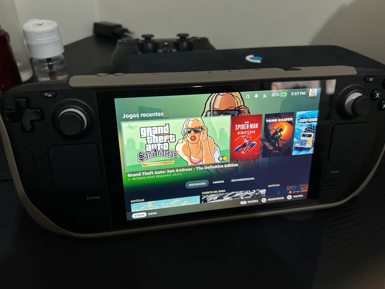 Steam Deck LCD 256GB - Quase novo - Consoles de Vídeo Game