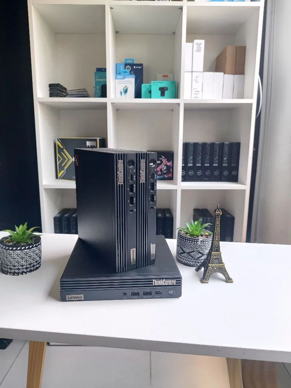 MINI DESKTOP LENOVO RYZEN 5 - MUITO NOVA!!