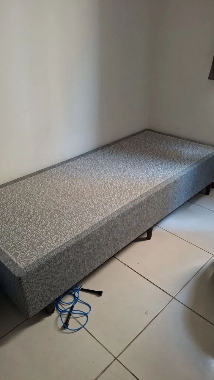 Vendo colchão+ bom,cama de solteira