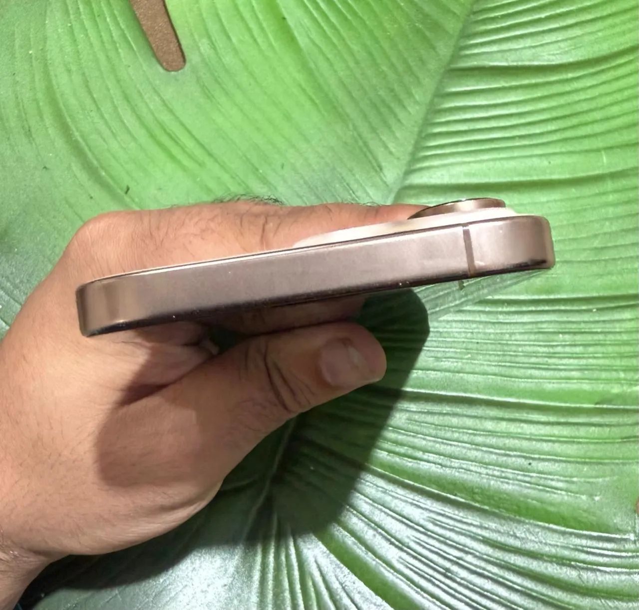 iPhone 16 pro Max - Foto 5