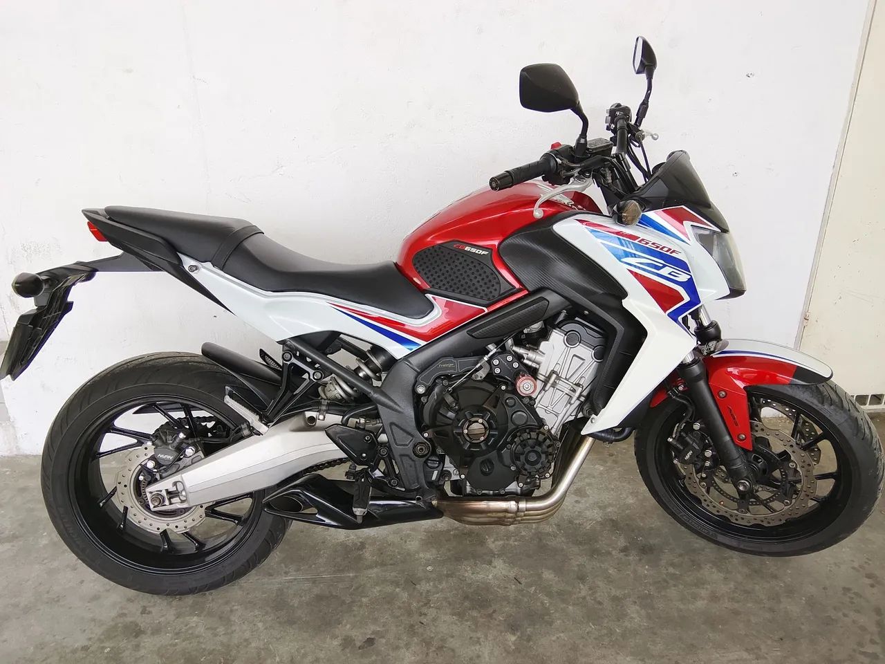 Moto Honda CB 650F
