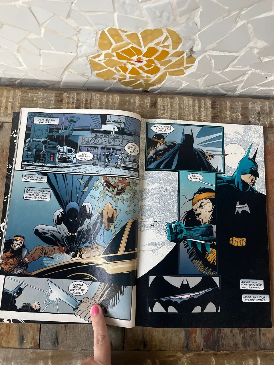 Batman Dia das Bruxas 1 - Gibi DC Comics - Foto 3
