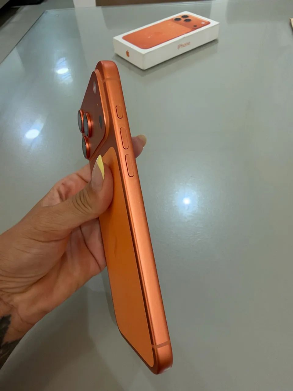 Vendo IPhone 17ProMax - Foto 2