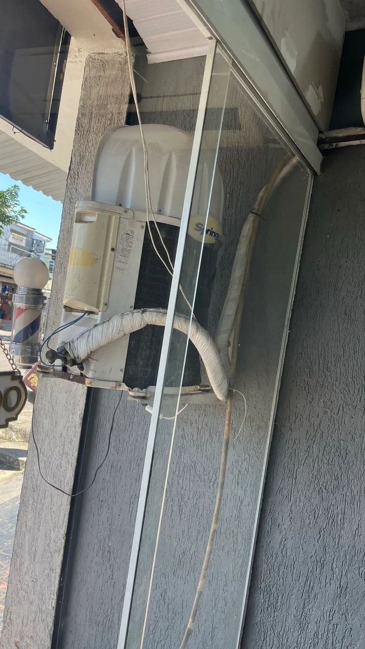 Ar condicionado springer 18btus 220v