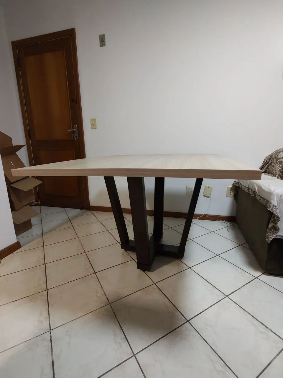 MESA DE JANTAR MODERNA - Foto 2