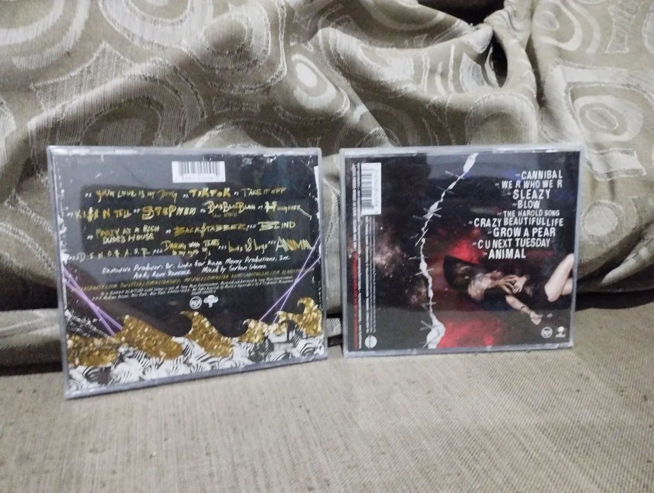 CDs Kesha  - Foto 2
