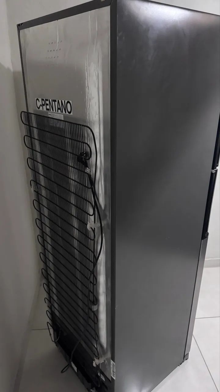 Vendo geladeira inox NOVA - Foto 2