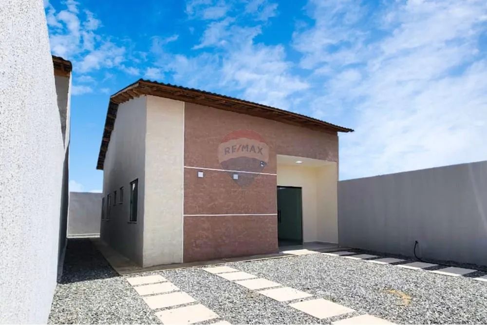 Casas com 3 quartos sendo 1 suíte no bairro Nova Teixeira