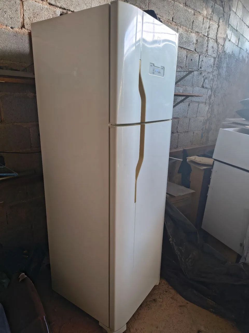 Geladeira Electrolux 380 litros - Foto 2
