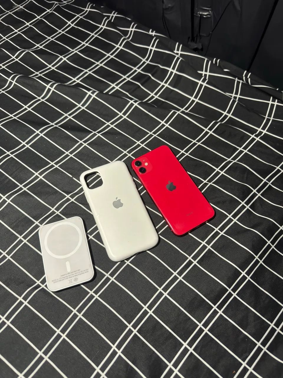 iPhone 11 red impecável  - Foto 3