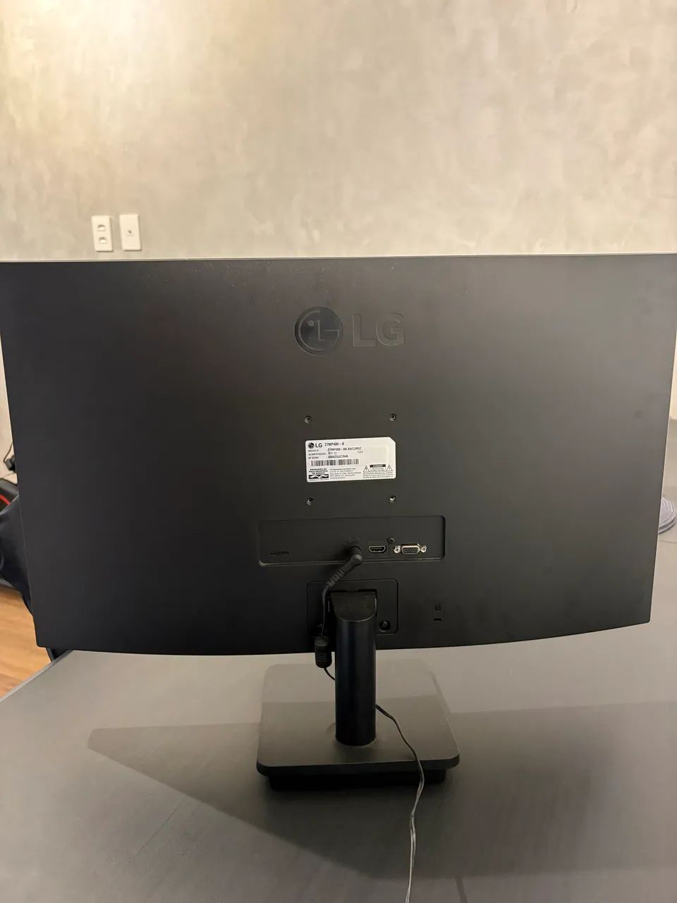 Monitor LG, 27 polegadas, tela trincada - Foto 3