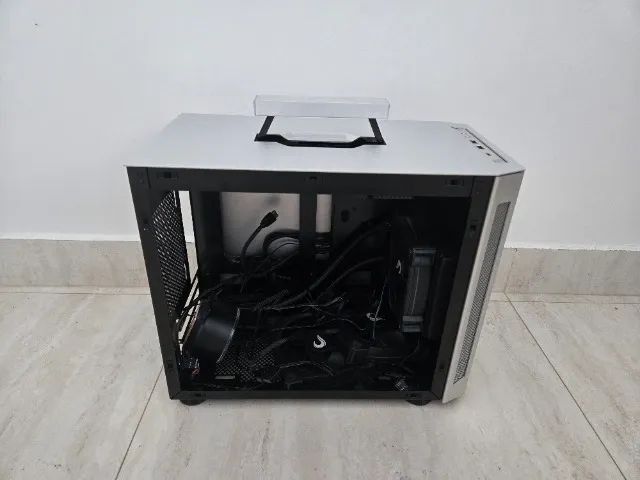 Gabinete Lian Li TU150 + WC + Kit Fans - Foto 4