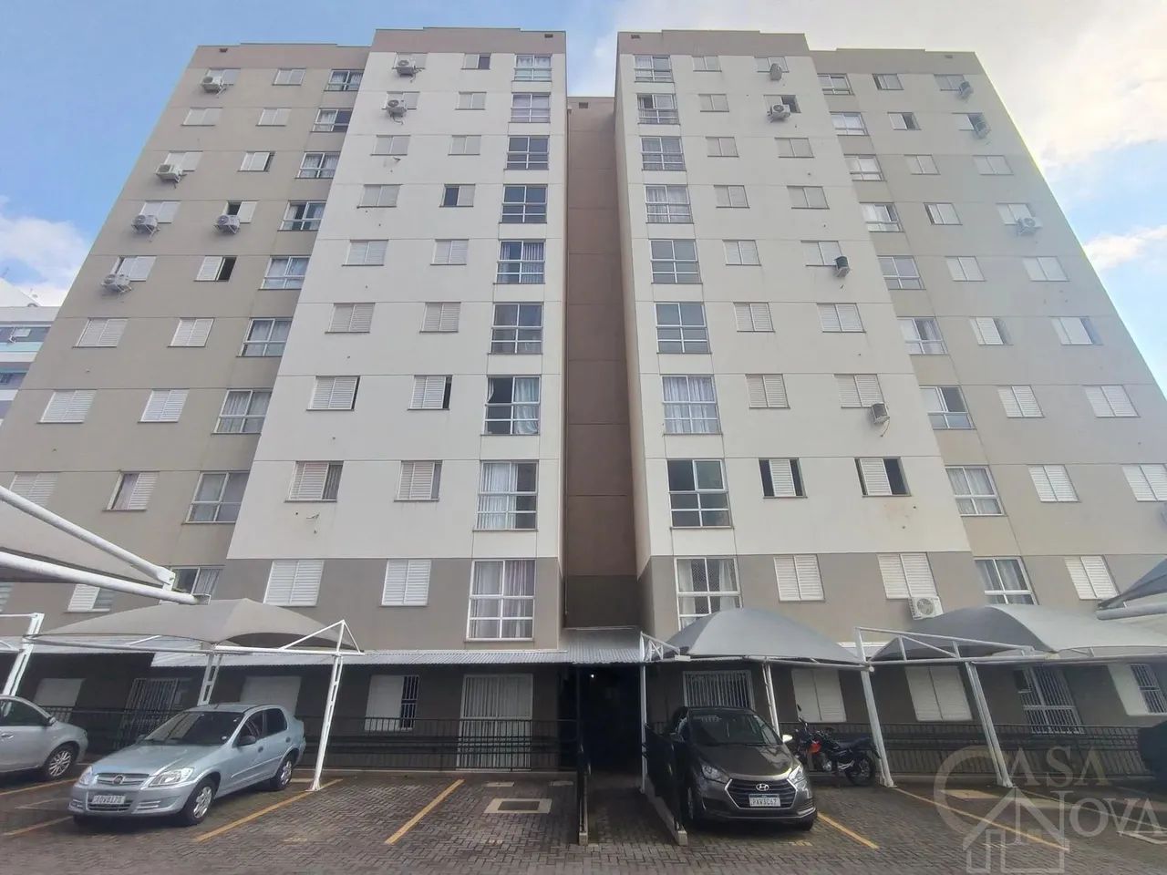 Apartamento semi mobiliado para locação no Jardim Alvorada em Maringá Paraná - Foto 4