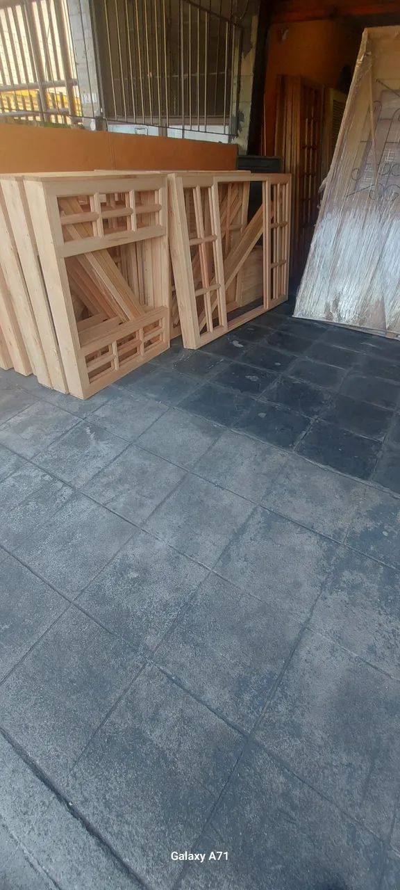 Janelas de madeira planeta portas e janelas de madeira á melhor! - Foto 3
