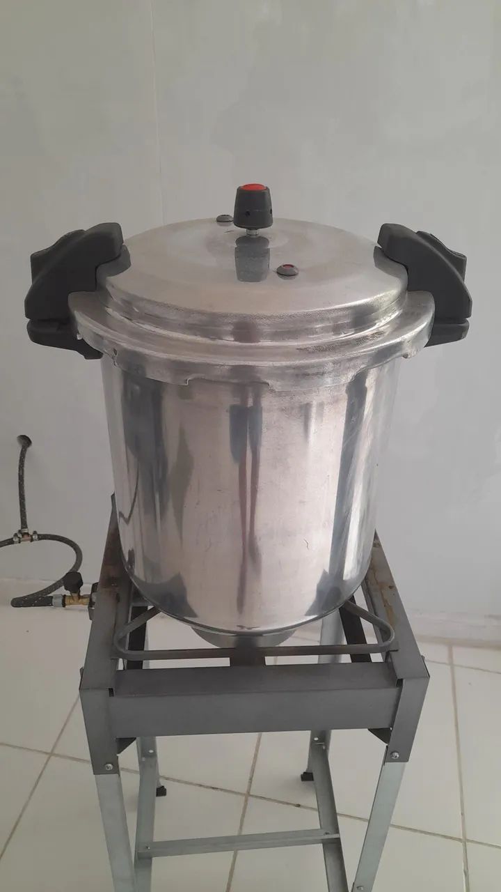 2 Panelas de Pressão 24 Litros - Foto 2