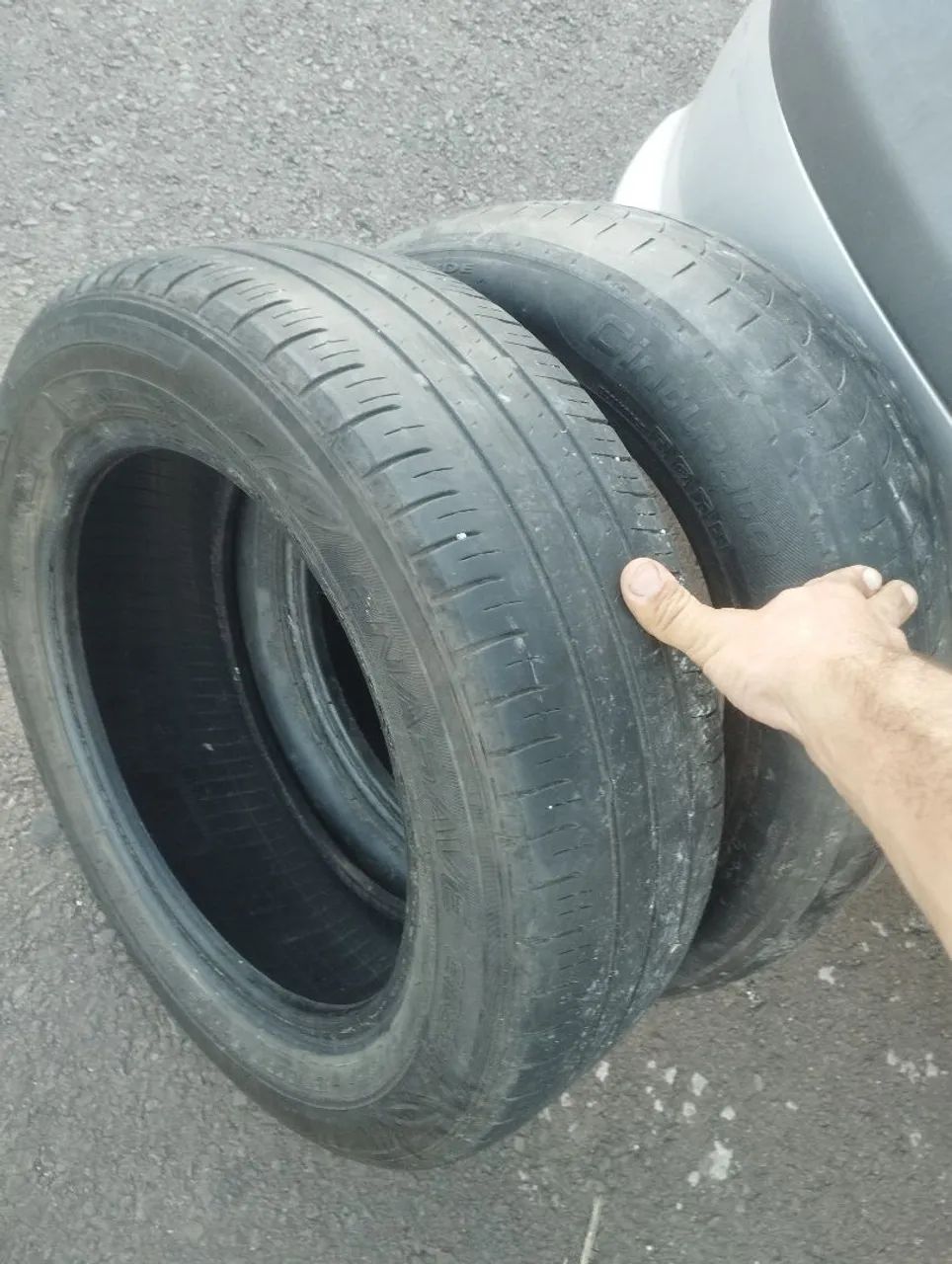 2 pneu aro 15