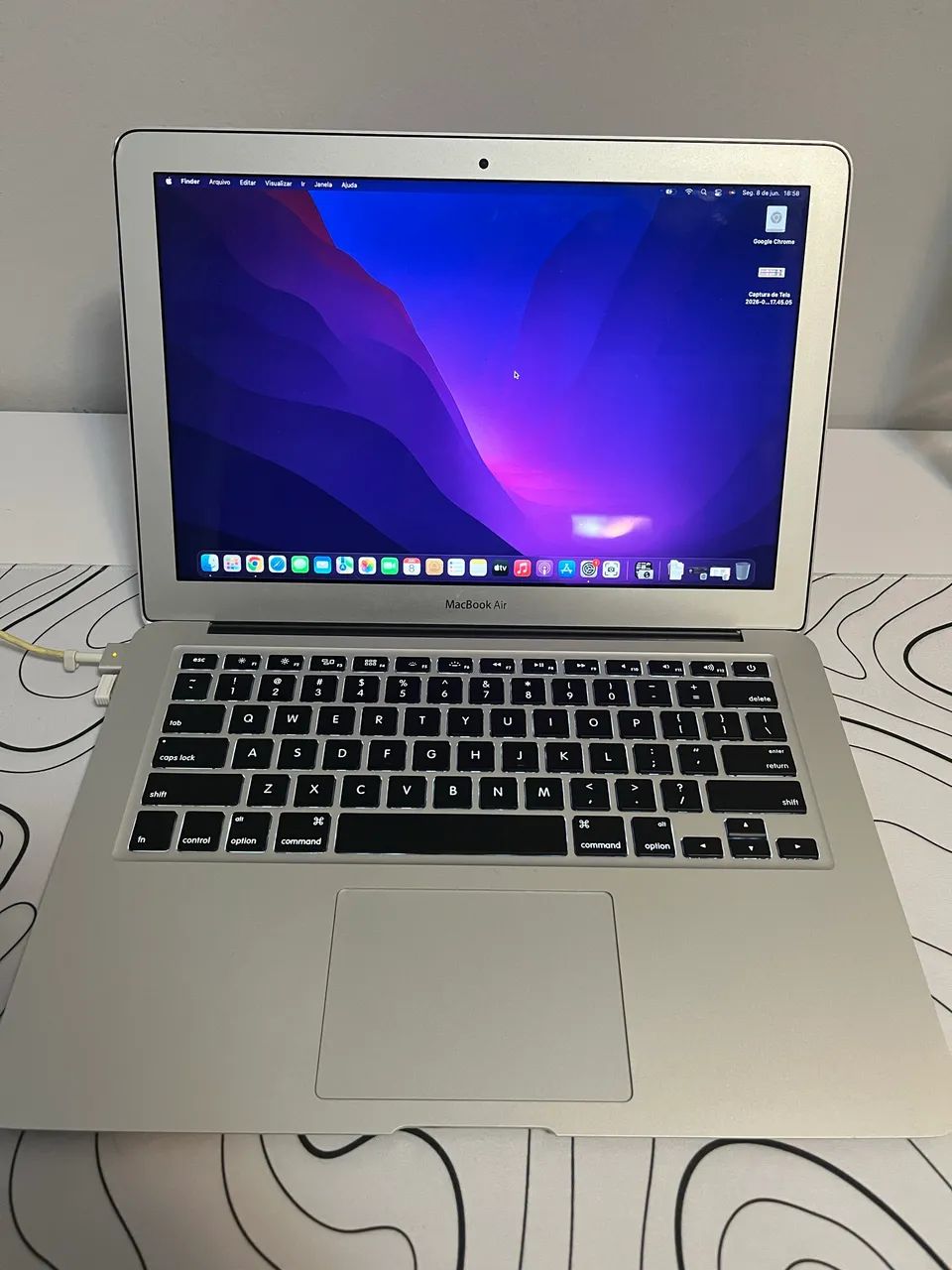 MacBook Air 13? i5 8GB 128SSD - Bateria 84% - Muito Conservado