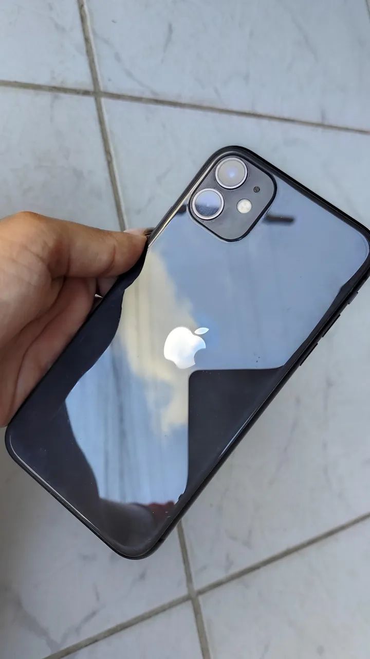 iPhone 11 