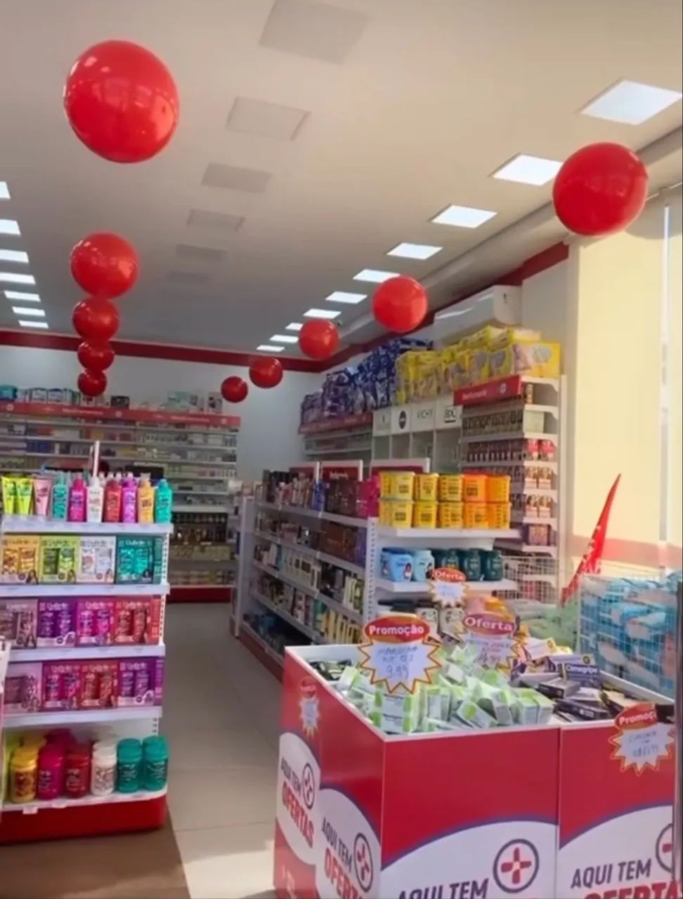 VENDE-SE FARMÁCIA EM PLENO FUNCIONAMENTO!