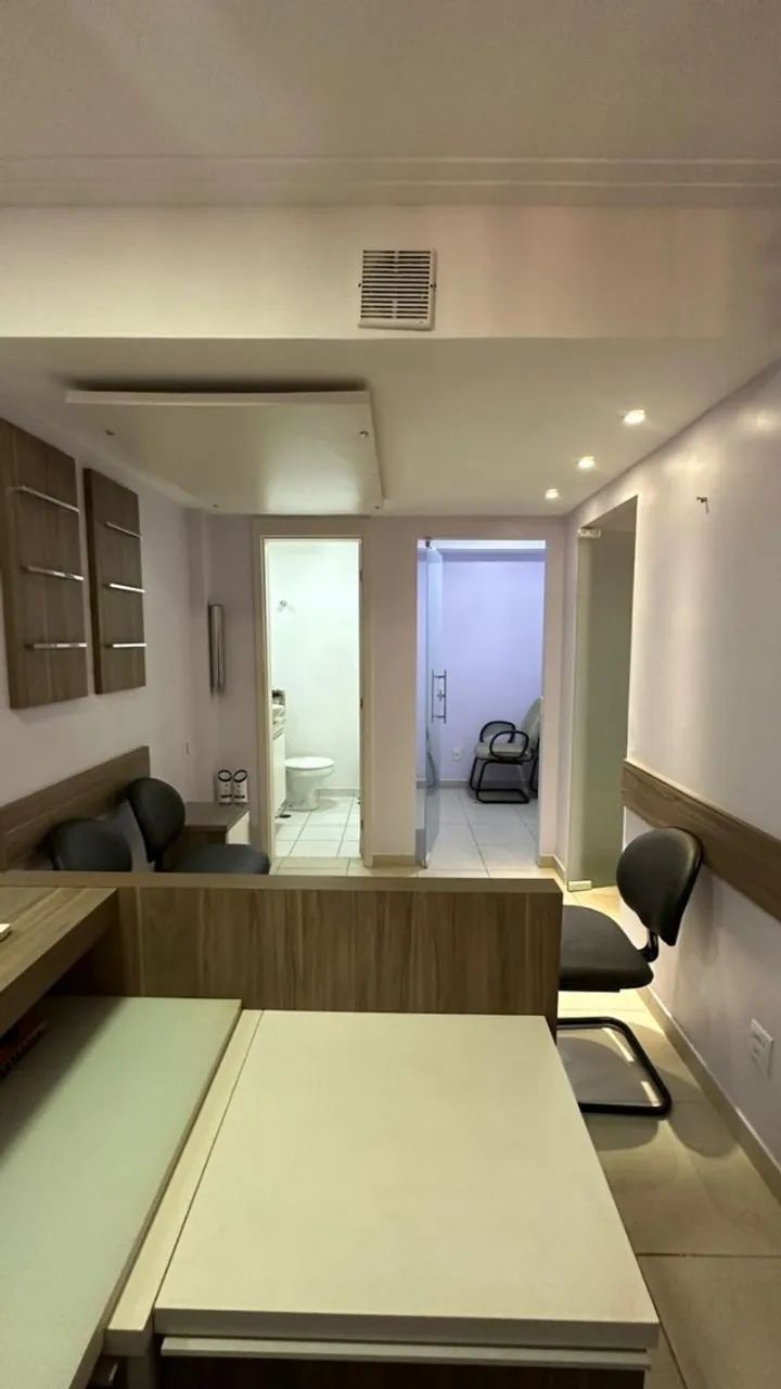 SALA COMERCIAL REFORMADA À VENDA EM SÃO LUÍS - 98 m², MOBILIADA E COM GARAGEM - Foto 3