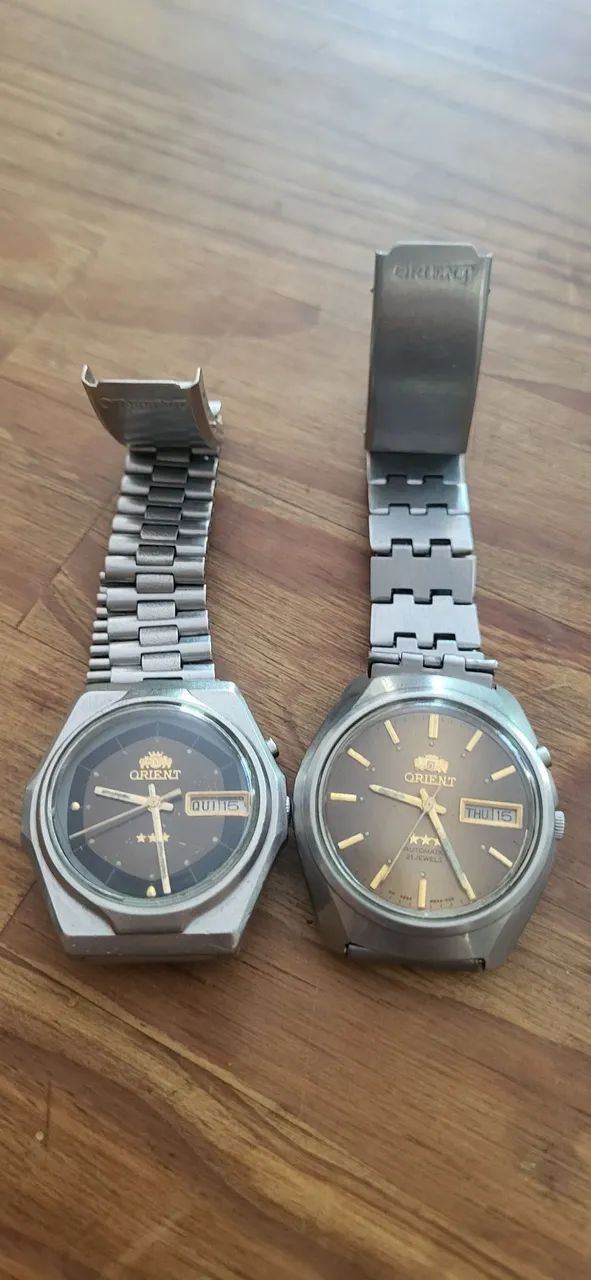 Dois relógios oriente automático 