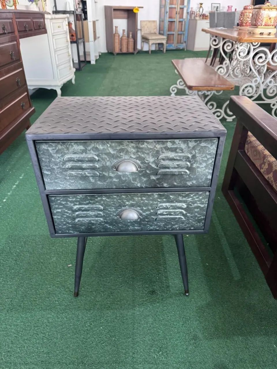Mesa de Cabeceira Estilo Industrial  - Foto 2