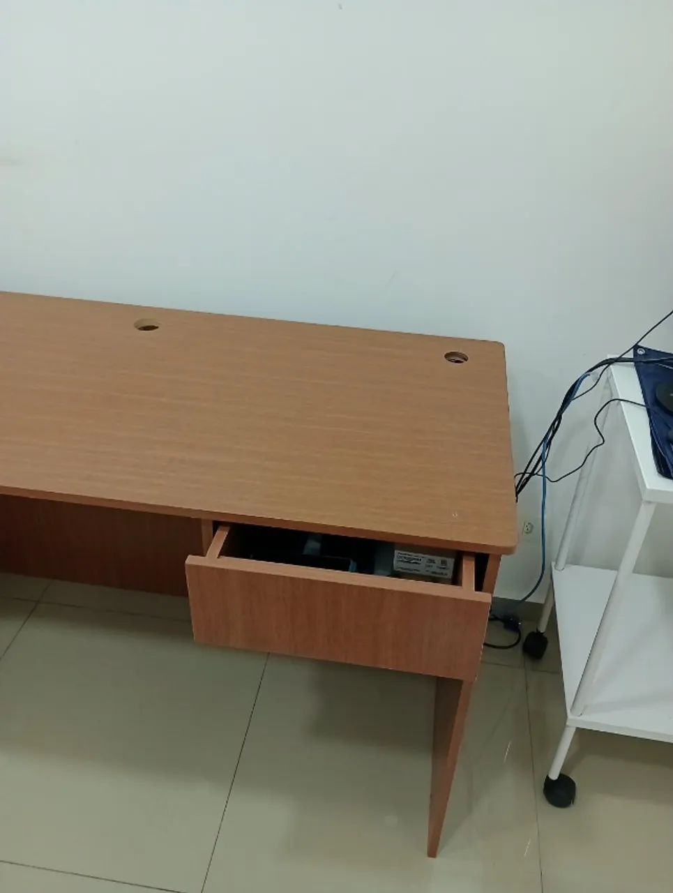 Mesa para Escritório Estação de Trabalho com Gaveta Usada - Foto 4