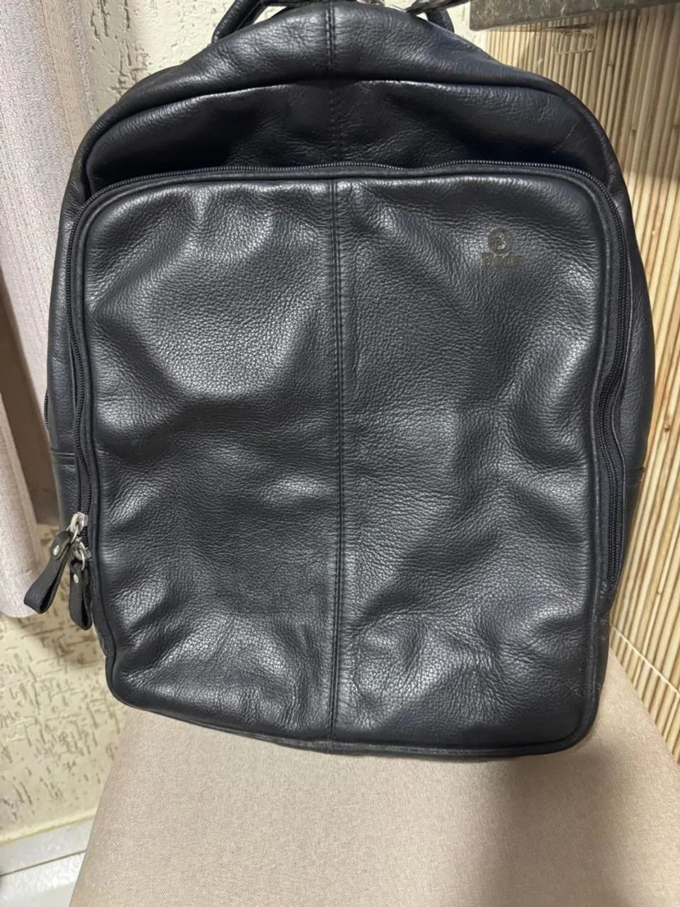 Mochila Executiva em Couro Legítimo Beds