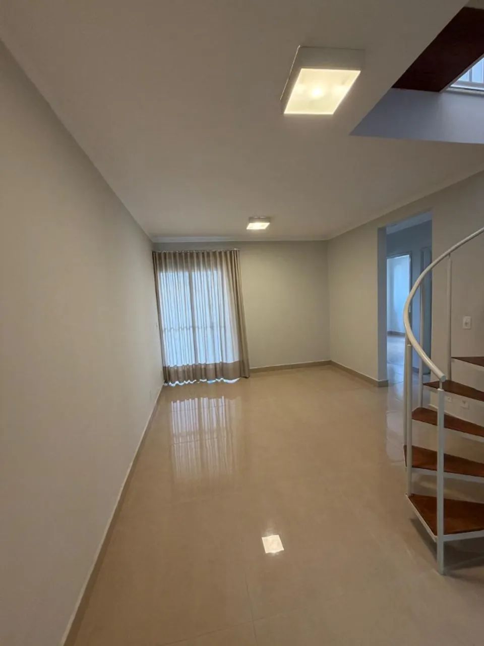 APARTAMENTO DUPLEX - Foto 2