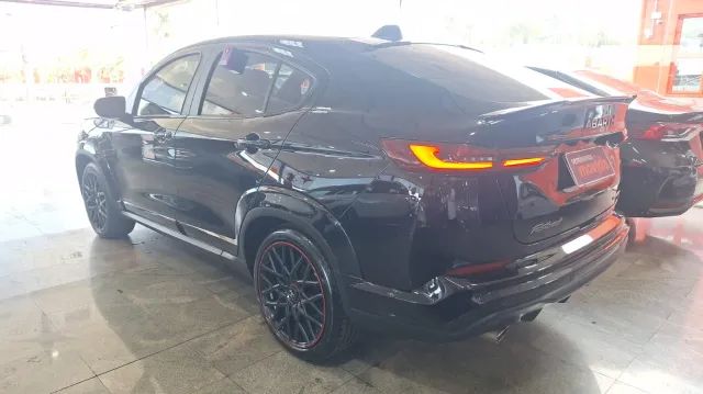Fiat Fastback Abarth Turbo Flex 1.3 Aut. 2025 - Foto 2