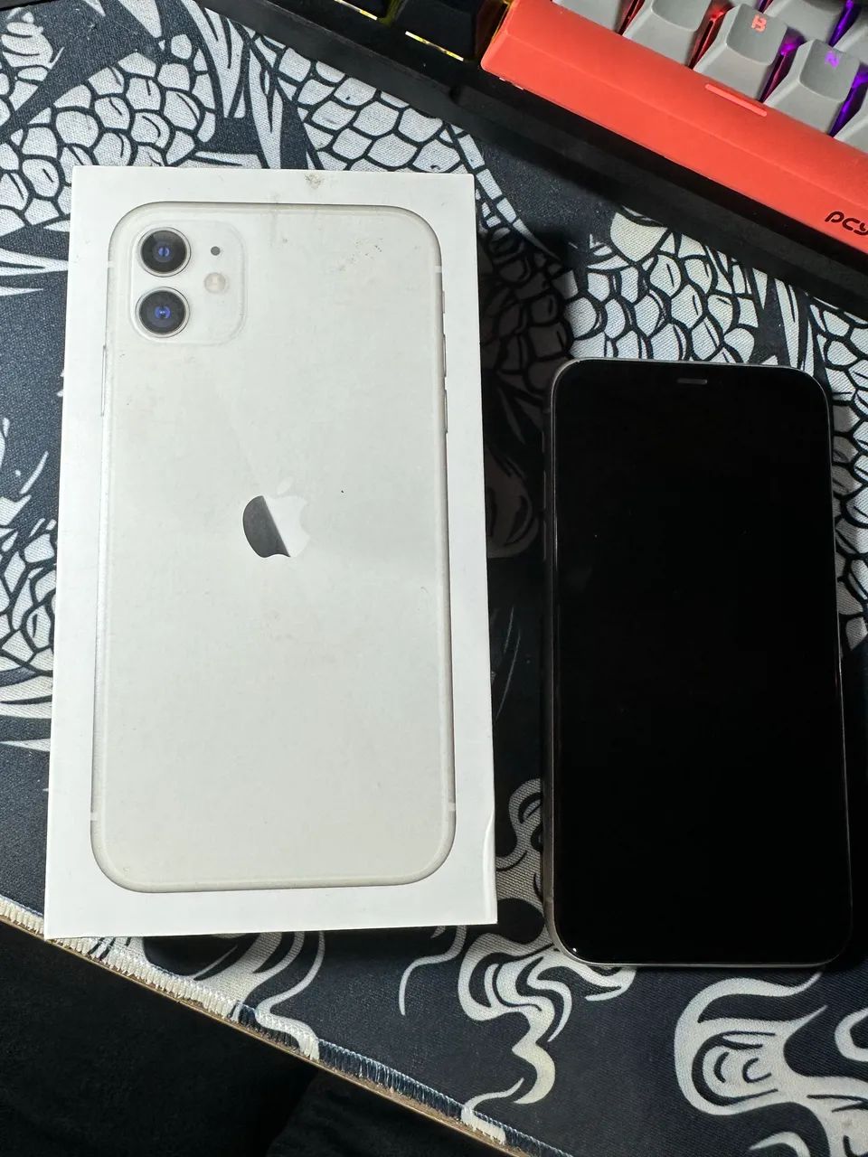 iPhone 11 Branco 128gb - Foto 2