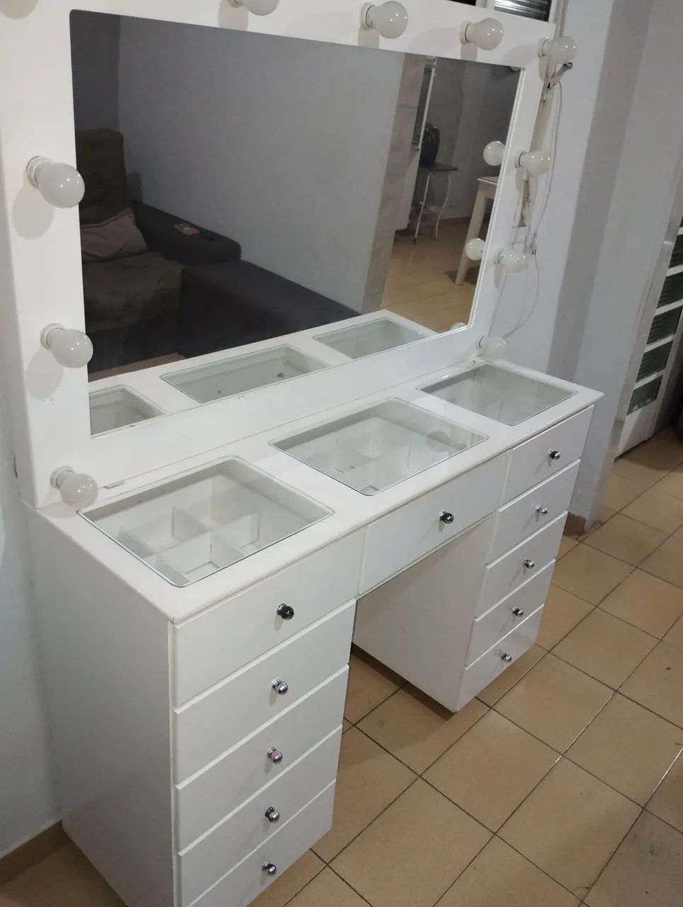 Penteadeira  c rodas silicone - Foto 4