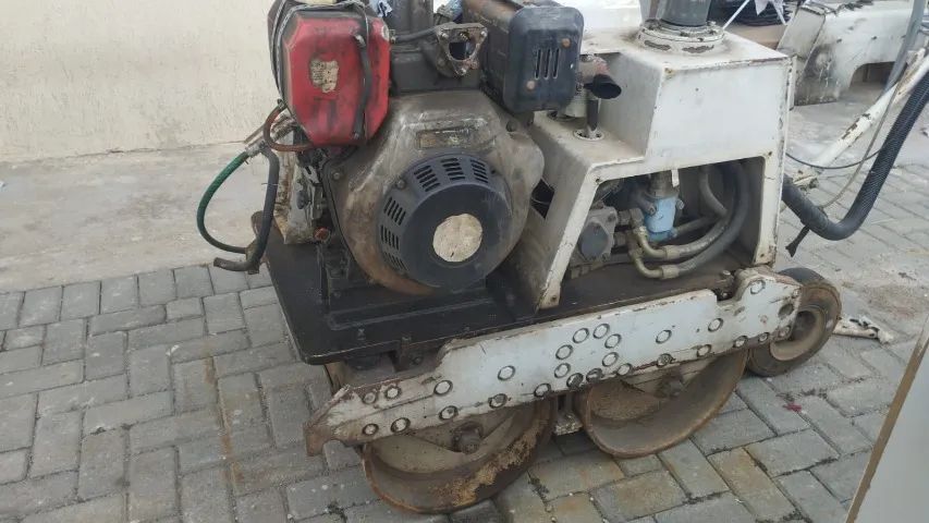 Compactador / Rolo Compactador Tandem LTC08H