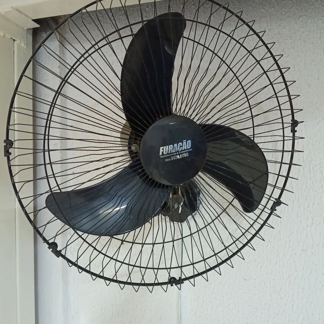 Ventilador de parede furacão 