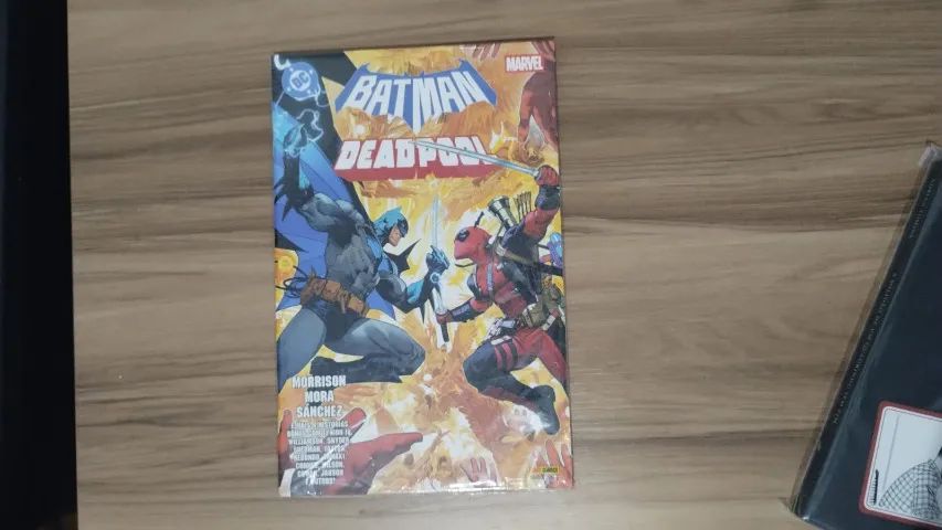 Crossover: Batman/Deadpool (2026)